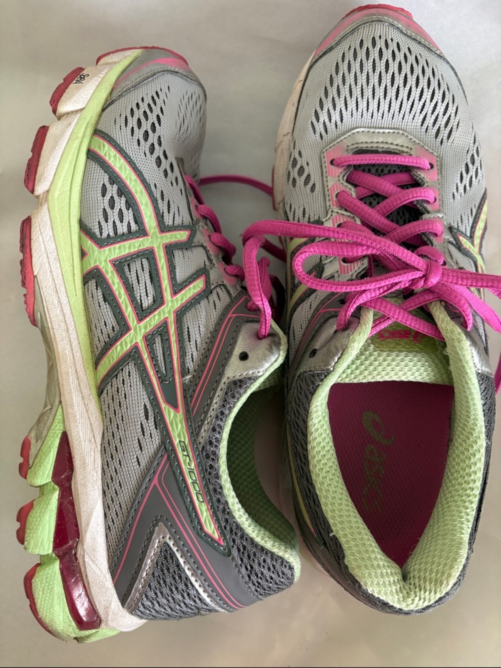 ASICS GT-1000 Gray / Green / Pink Athletic Shoes Women's Size 8 EEUC